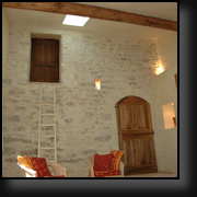 Master bedroom stone wall - Vacation rental in Buoux, Provence